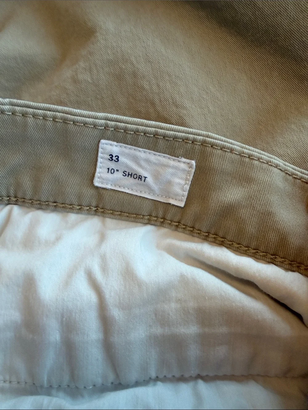 GAP Men’s Casual Lightweight Khaki Shorts